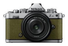 Nikon Z fc Olive Green + NIKKOR Z 28 f/2.8 (SE)
