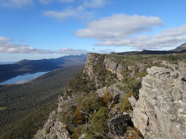 the pinnacle in the grampians