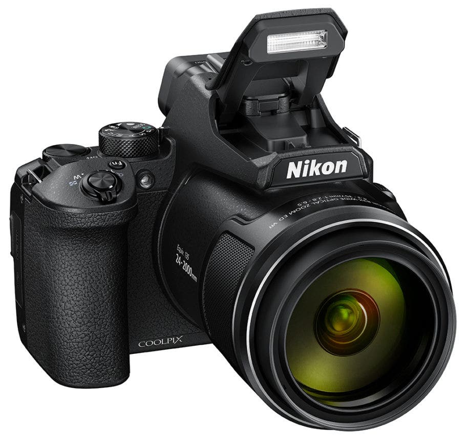 nikon coolpix p950 camera with high optical zoom