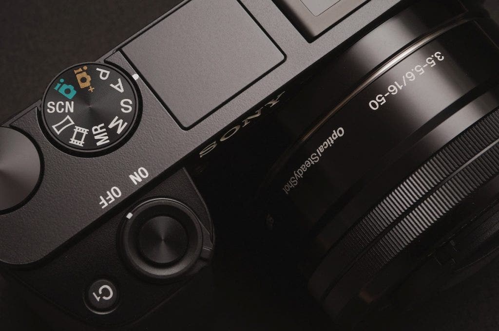 close-up-shot-of-dslr-dials