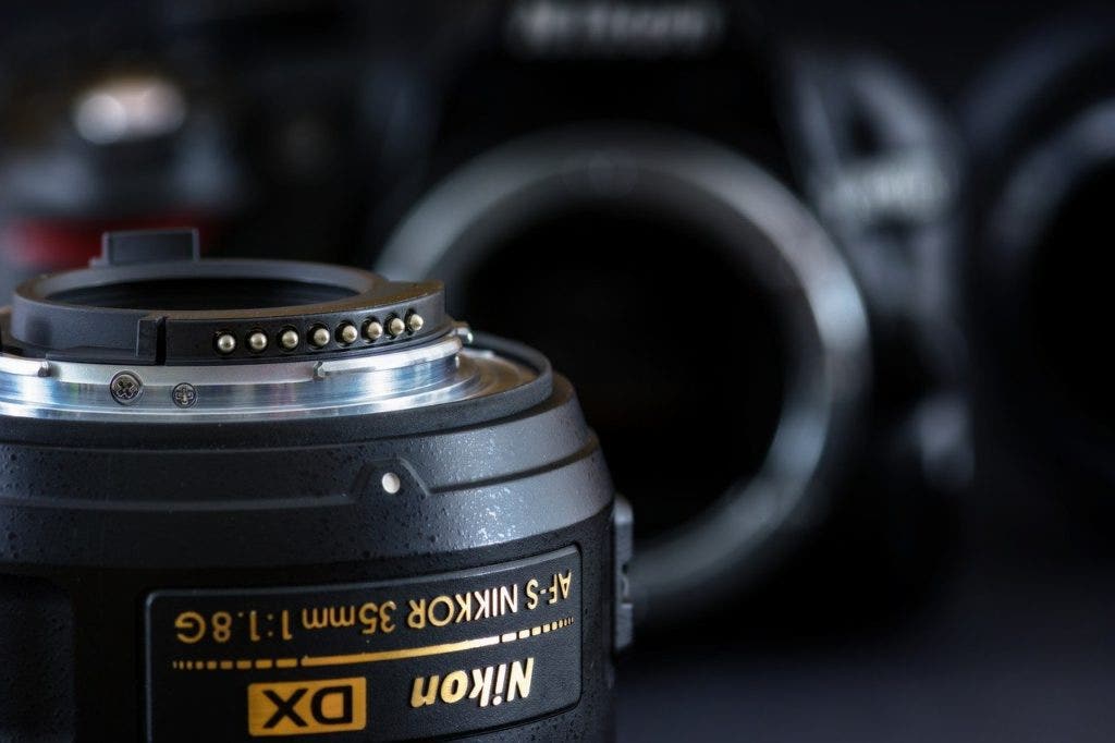 Nikon lens