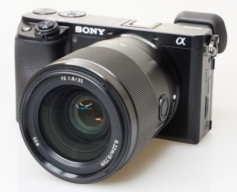 sony a6100 mirrorless camera