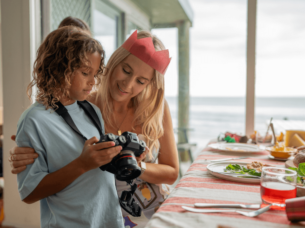 10 Christmas Gift Ideas for the Photographer Who Has Everything